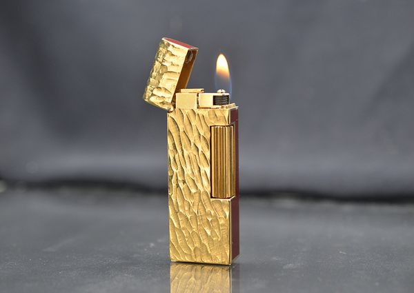 Dunhill bọc vàng vân gõ búa DHI35