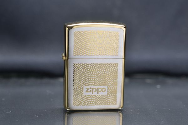 Zippo 1997 hoa văn mạ vàng C163