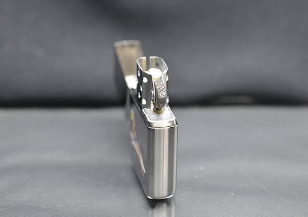 Zippo 1996 mạ bạc kỷ niệm 100th Vargas C128