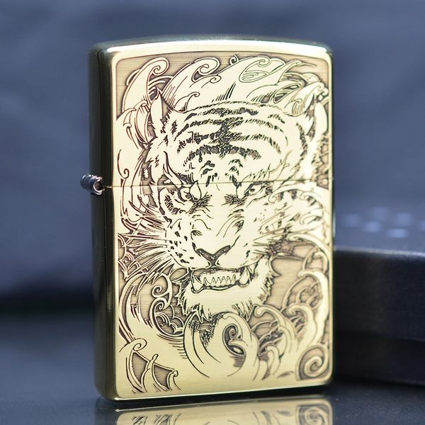 Zippo Hình Con Hổ Chúa Sơn Lâm ZN240