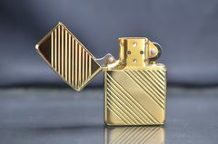 Zippo 1988 mạ vàng C74