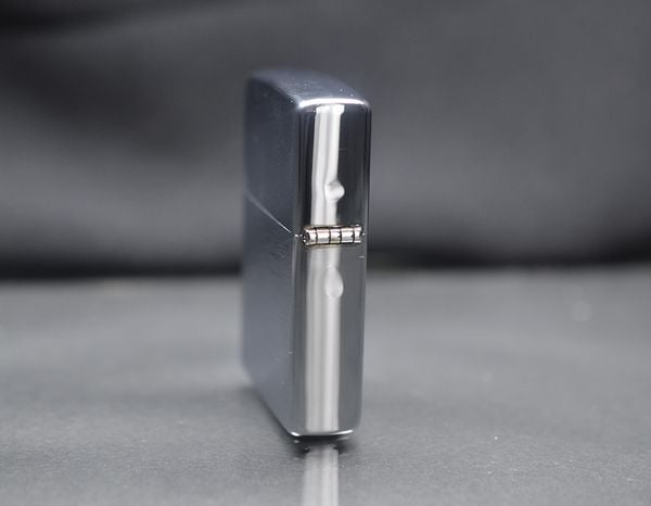 Zippo 2000 tàu sơn phủ C165