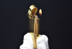 Bọc vàng số 8 Dunhill DHI19