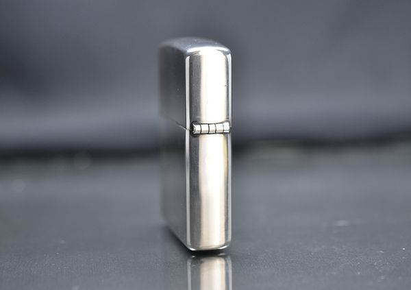 Zippo 1995 khuân mặt mạ vàng C104