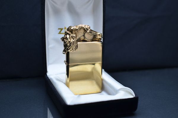 Zippo mạ vàng Emblem đầu ngựa 1988 C743