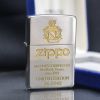 Zippo 1996 mạ bạc họa tiết vàng C143