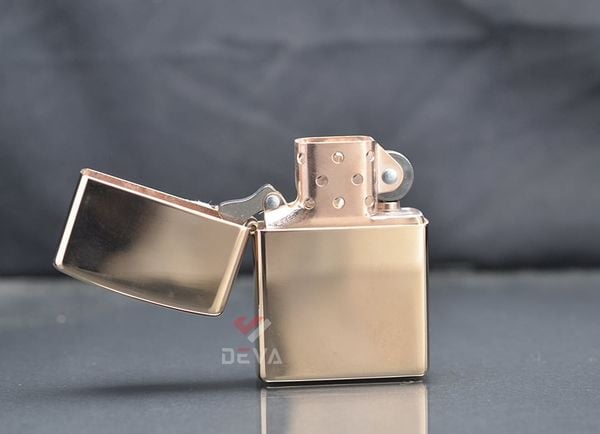 Zippo mạ vàng hồng trơn 1997 C772