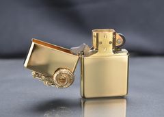 Zippo 1993 Emblem Đầu Thú – Mạ Vàng Toàn Thân Gold Plated – Đời IX La Mã Đẳng Cấp C166