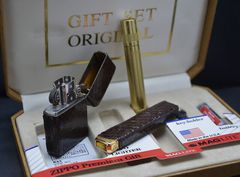 Set Zippo 4 thứ bọc da rắn 1995 C11