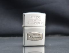 Zippo 1995 emblem gắn kim cương C72