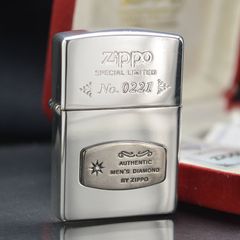 Zippo 1995 emblem gắn kim cương C72