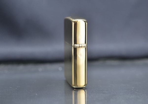 Zippo 1988 mạ vàng C74