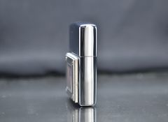 Zippo 2002 emblem gắn khung hình C32