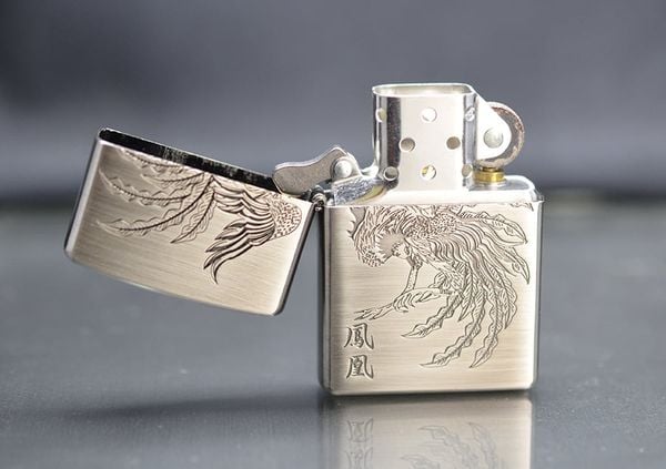 Zippo Hình Phượng Hoàng Đời 2005 C430