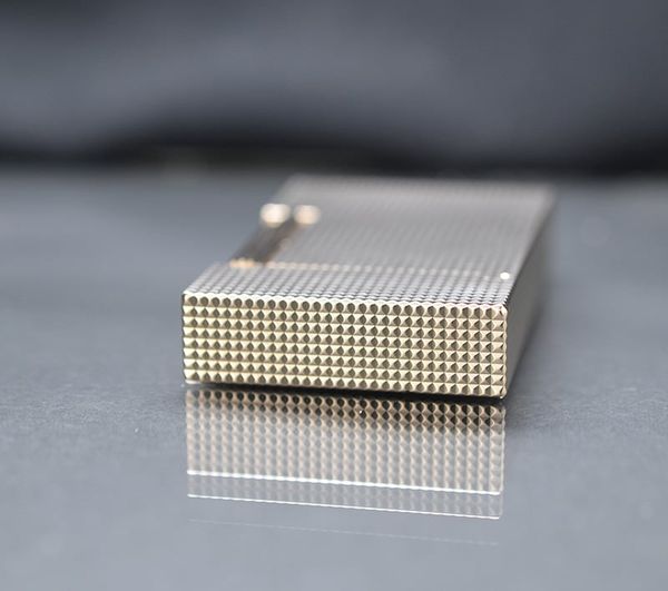 Dupont 2 lỗ bọc vàng vân kim cương DPH120