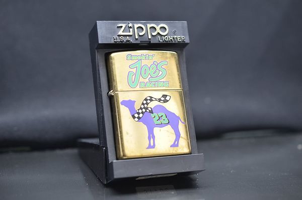 Zippo 1997 chủ đề lạc đà C668