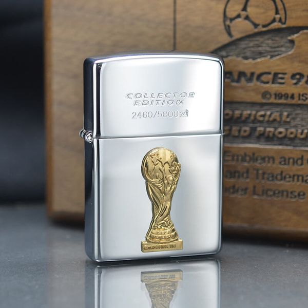 Zippo 1998 eblem mạ vàng C19