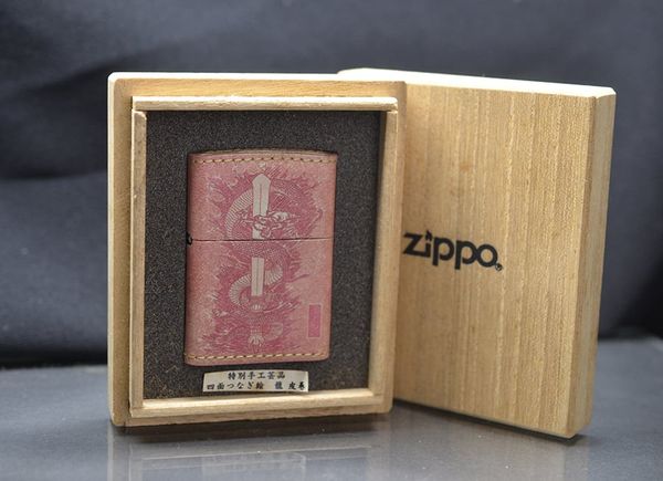 Zippo 2003 Bọc Da In Hình Rồng  – Bản Nghệ Thuật Độc Lạ C181