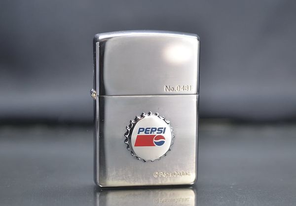 Zippo 2002 giới hạn Emblem Pepsi C111