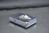 Zippo 2000 Emblem mũi tên đá xanh ngọc C145
