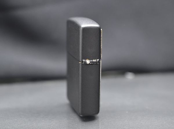 Zippo 1996 Emblem Vương Miện – Mạ Vàng Gold Plated Bản Hoàng Gia Sang Trọng C05