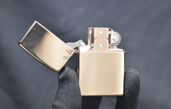 Zippo mạ vàng hồng trơn 1997 C772
