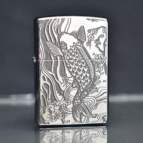 Zippo khắc hình cá chép ZD36