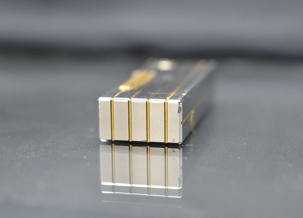 Dunhill ga đá kẻ dọc DHI42