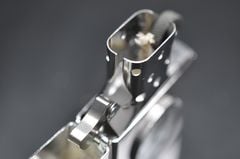 Zippo 1997 emblem đồng Queen C155