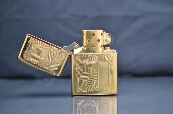 Zippo Mạ Vàng 1995 C387