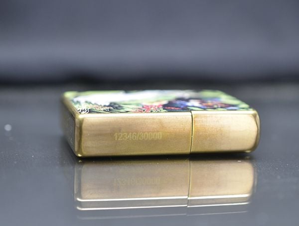 Zippo 2005 hổ rừng xanh giới hạn C81