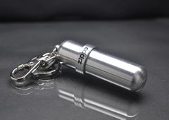 Set Zippo 1995 mạ bạc chủ đề cô gái  C177