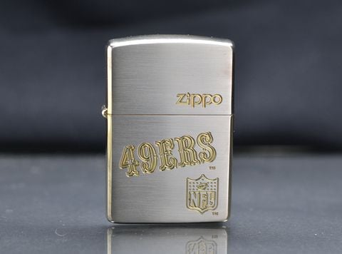 Zippo 1991 chữ dập mạ vàng mộc đáy chéo C139