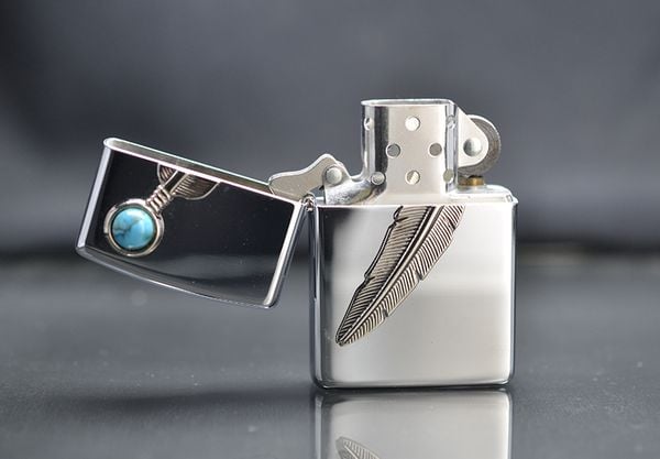 Zippo 1997 emblem lông chim C383