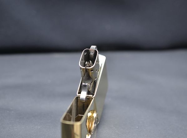 Zippo 1991 gắn mèo C174