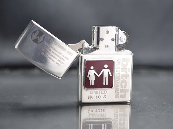 Zippo 1996 Emblem Bitch C156