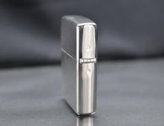 Zippo 2002 Canada mạ bạc C96