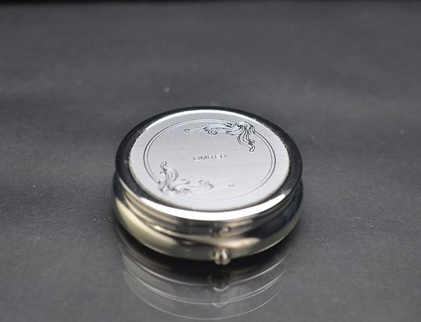 Set  Zippo 1998 gạt tàn và bật lửa mạ bạc C188