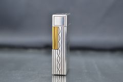 Dupont 1 lỗ cao hoa văn hiếm DPH112