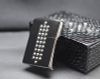 Zippo 2005 gắn bạc khối C84