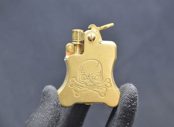 Bật lửa Ronson hình đầu R01-0022