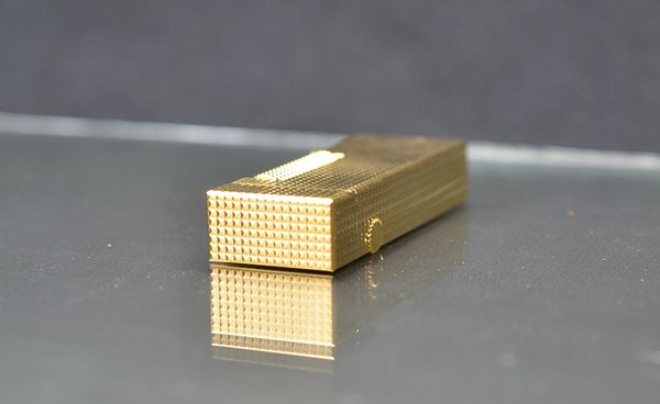 Dunhill vân kim cương nổi DHI04