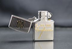 Bật Lửa Zippo 2002 New York Yankees – Bản Mạ Vàng Gold Plated Hiếm C25