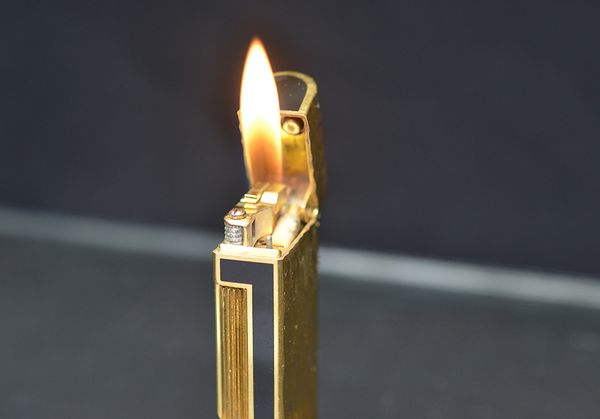 Gõ búa viền đen DHI08