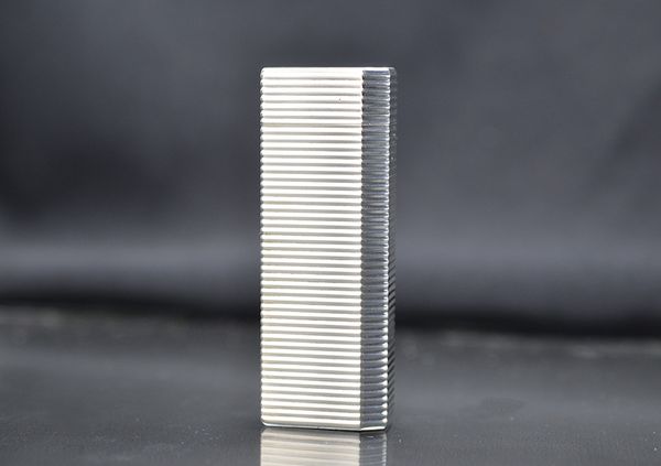 Cartier bọc bạc kẻ ngang CA08