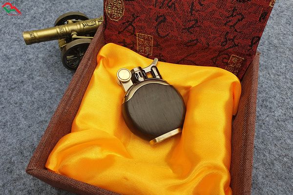 Bật lửa Xăng Đá Cheif CF213