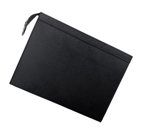 Clutch cầm tay da đen nhám VCT13