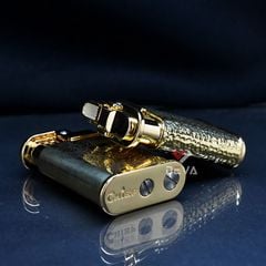 Bật lửa xăng đá Chief khắc nổi hoa văn đánh lửa bán tự động CF703B