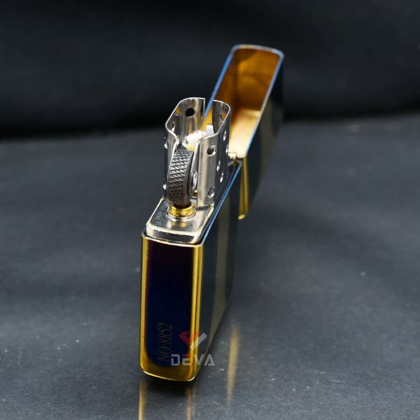 Zippo Đồng Cháy Khắc Nổi Hoa Văn Camel Chìm ZN304