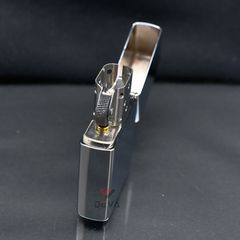 Zippo Khảm Ốc Chủ Đề Đầu Lâu Xương Chéo Shell Skull ZN50